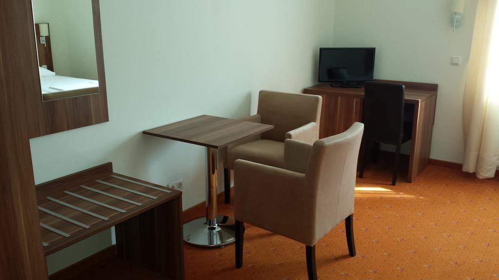 Stiftshotel Garsten Steyr Room photo