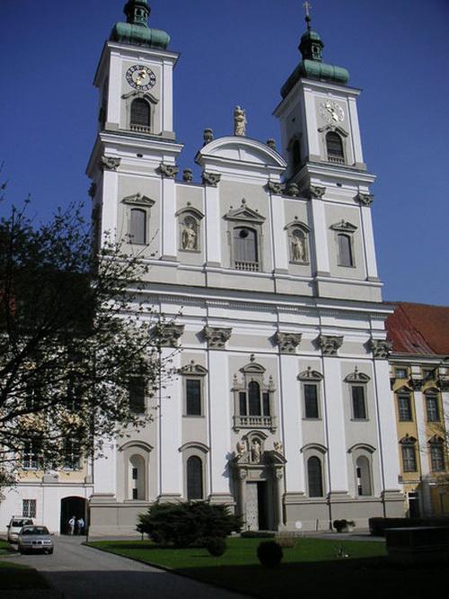 Stiftshotel Garsten Steyr Exterior photo