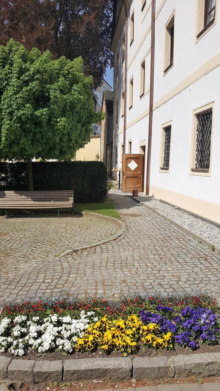 Stiftshotel Garsten Steyr Exterior photo
